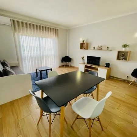 Cosy 1 Bedroom In A Center * 알부페이라