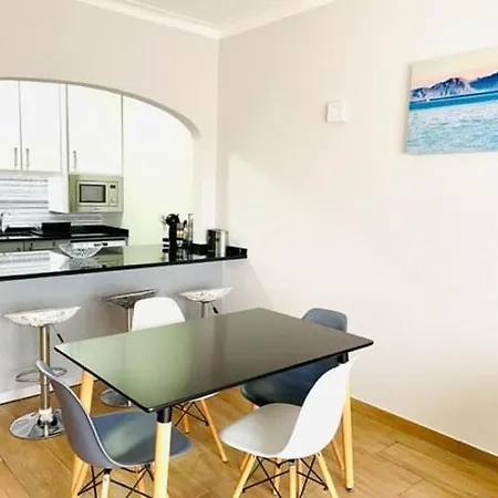 Appartamento Cosy 1 Bedroom In A Center