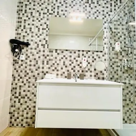 Cosy 1 Bedroom In A Center Appartamento